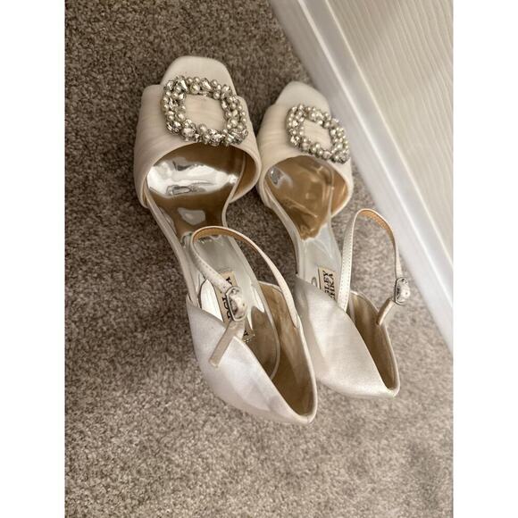 Badgley Mischka Nina Satin Peep Toe Stiletto Sandal, sz 8.5 - Picture 11 of 16